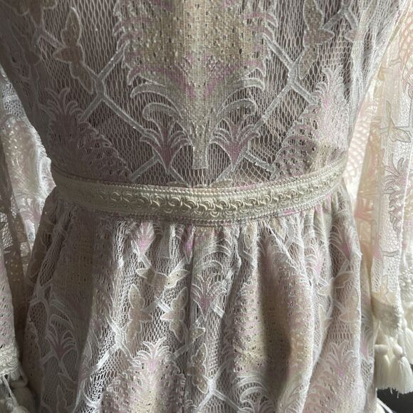 L’atiste by Amy Lace Tassel Romper-Cream/Blush Lined Size:  S - Picture 10 of 16